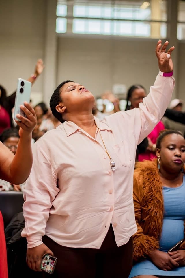 praise 3